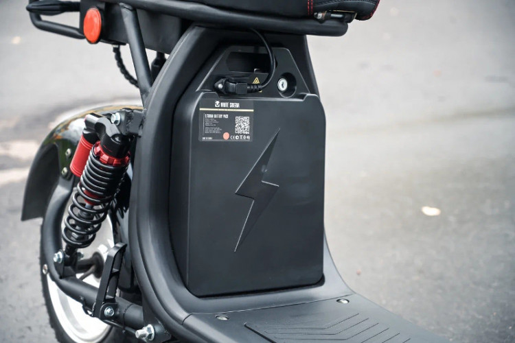 Электроскутер WHITE SIBERIA PRO 2500W в Санкт-Петербурге