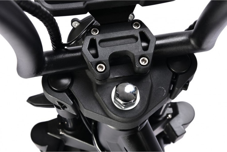 Электроскутер WHITE SIBERIA PRO BLACK EDITION 5000W в Санкт-Петербурге