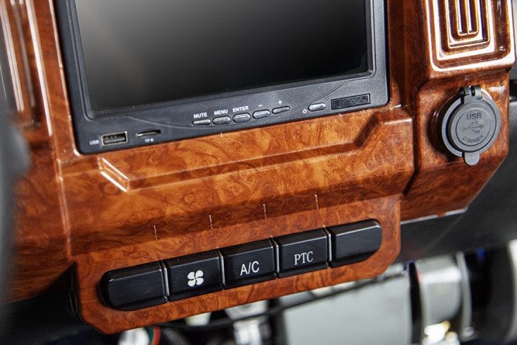 Электромобиль RTA ВЕКТОР в Санкт-Петербурге