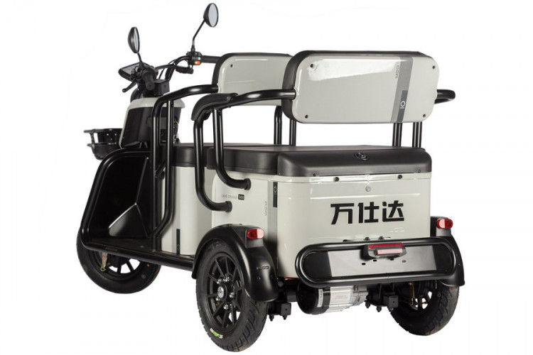 Пассажирский электротрицикл Wanshida LC300 в Санкт-Петербурге