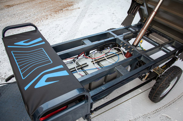 Грузовая электрическая тележка Rutrike Титан 2000 Гидравлика в Санкт-Петербурге