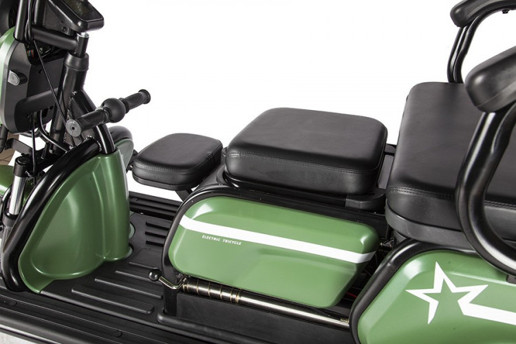 Электроскутер Rutrike Пилот в Санкт-Петербурге