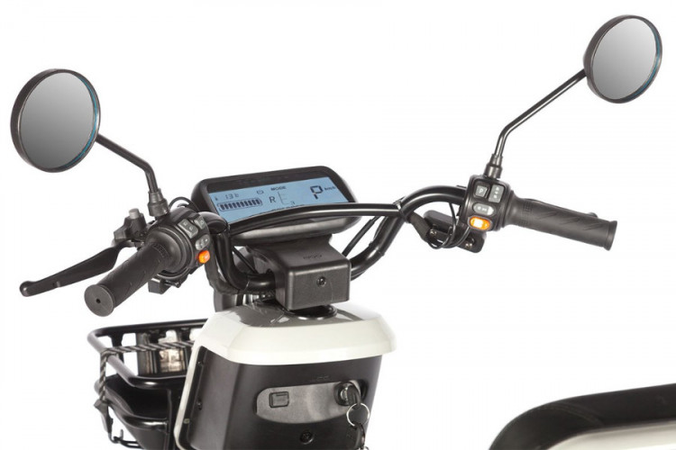 Пассажирский электротрицикл Wanshida UM+ в Санкт-Петербурге