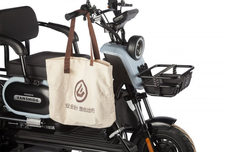 Электротрицикл Wanshida UN MOTO в Санкт-Петербурге