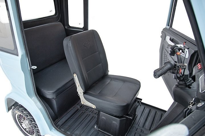 Электроскутер Rutrike Бокс в Санкт-Петербурге