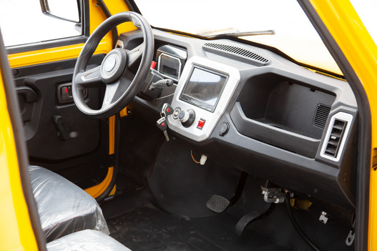 Электромобиль RTA ТОК 4 в Санкт-Петербурге