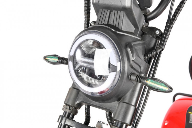 Электроскутер White Siberia IKRA 5000W в Санкт-Петербурге