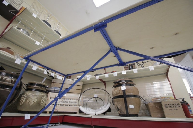 Полок складной Intent ПС-700 для мобильной бани в Санкт-Петербурге