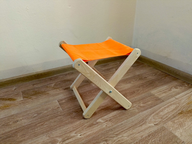 Табурет складной деревянный в Санкт-Петербурге