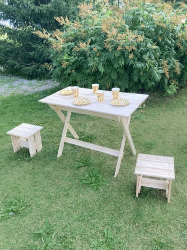 Стол складной деревянный в Санкт-Петербурге