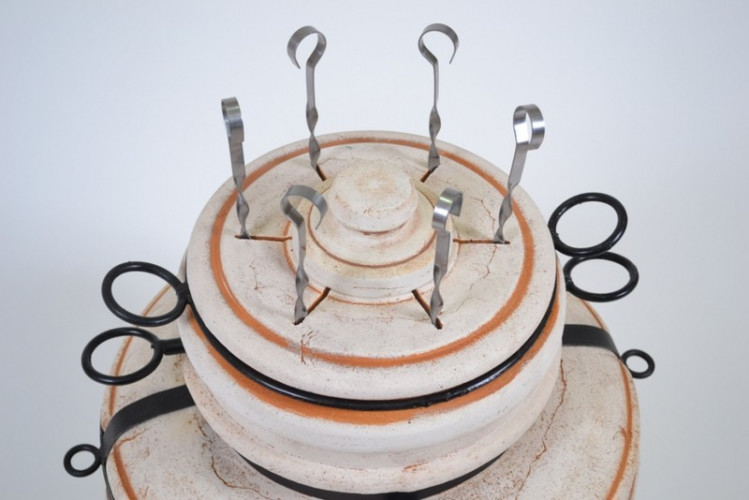 Тандыр Султан Средний в Санкт-Петербурге