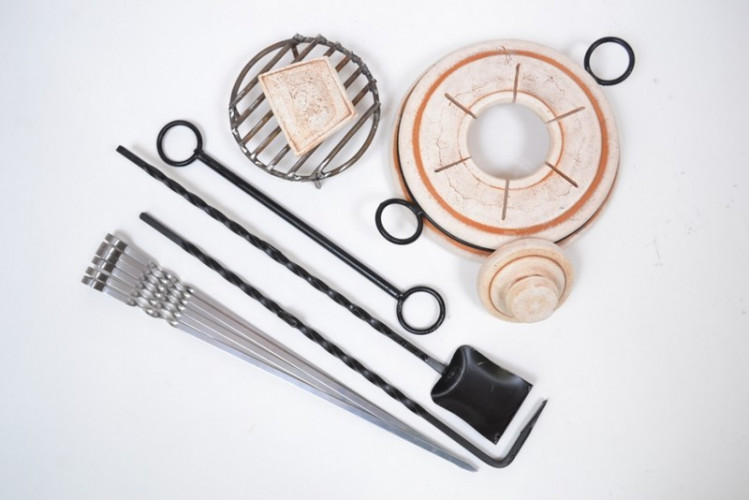 Тандыр Султан Средний в Санкт-Петербурге