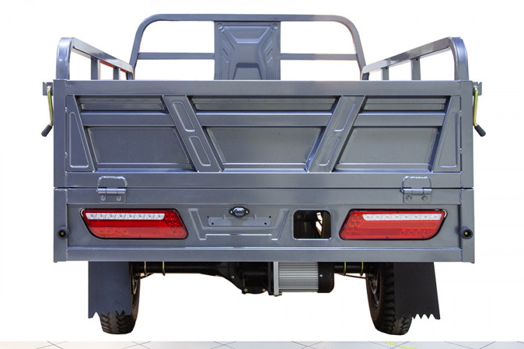 Грузовой электротрицикл Rutrike Эксперт ПРО Плюс 2200 в Санкт-Петербурге