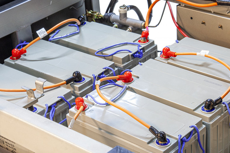 Грузовой электротрицикл Rutrike Эксперт ПРО Плюс 2200 в Санкт-Петербурге