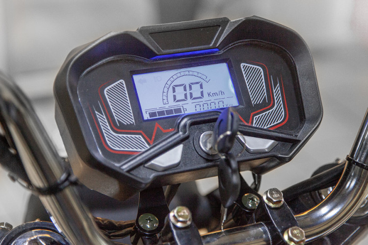 Грузовой электротрицикл Rutrike Эксперт ПРО Плюс 2200 в Санкт-Петербурге