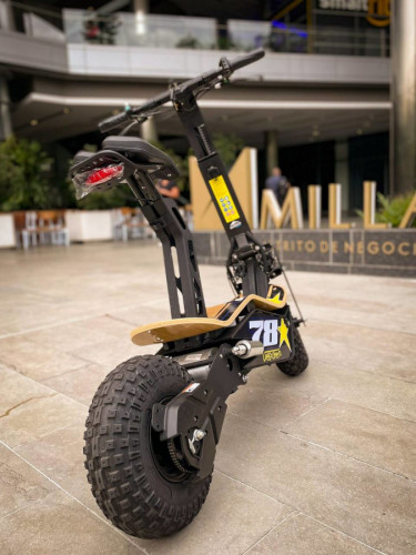 Электросамокат VeloCifero MAD 2000W в Санкт-Петербурге